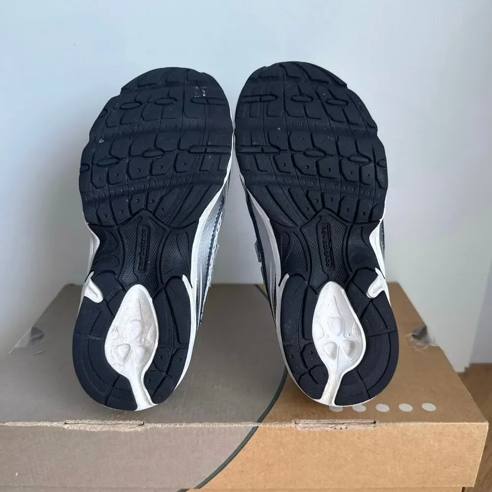 New Balance 740 Navy Blue/White Kids Sneakers- SZ 2 Y